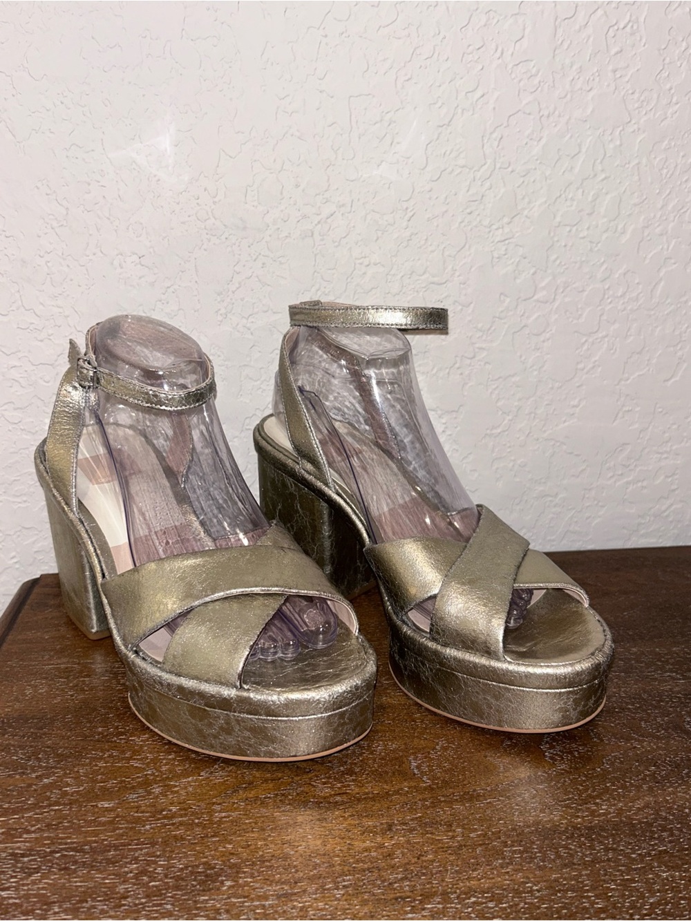 Dolce Vita Laisha Ankle Buckle Chunky Platform Block Heel Shoes - Picture 2 of 11